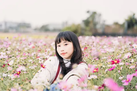 0112_彩虹眷村_大肚波斯菊油菜花海 封面